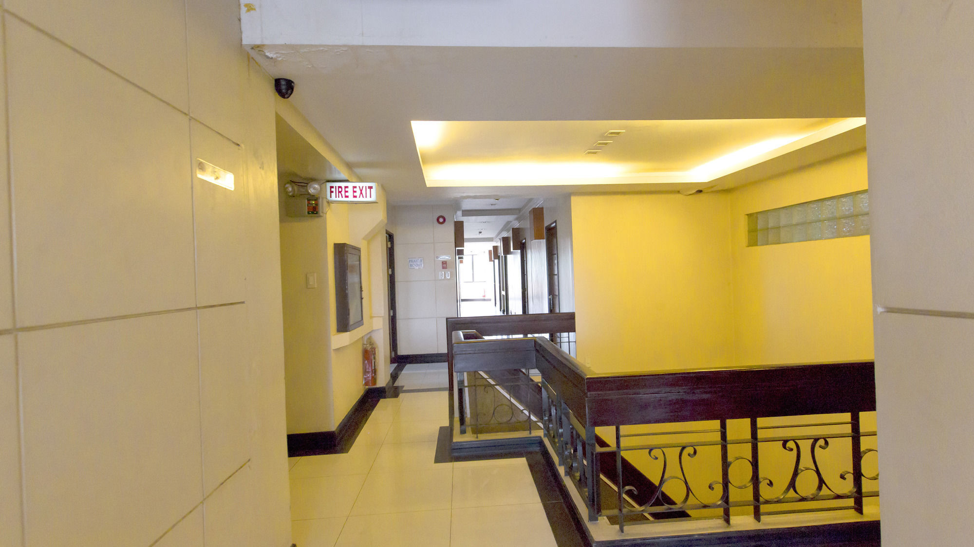 Hotel One Lourdes Dormitel Iloilo City Exterior foto