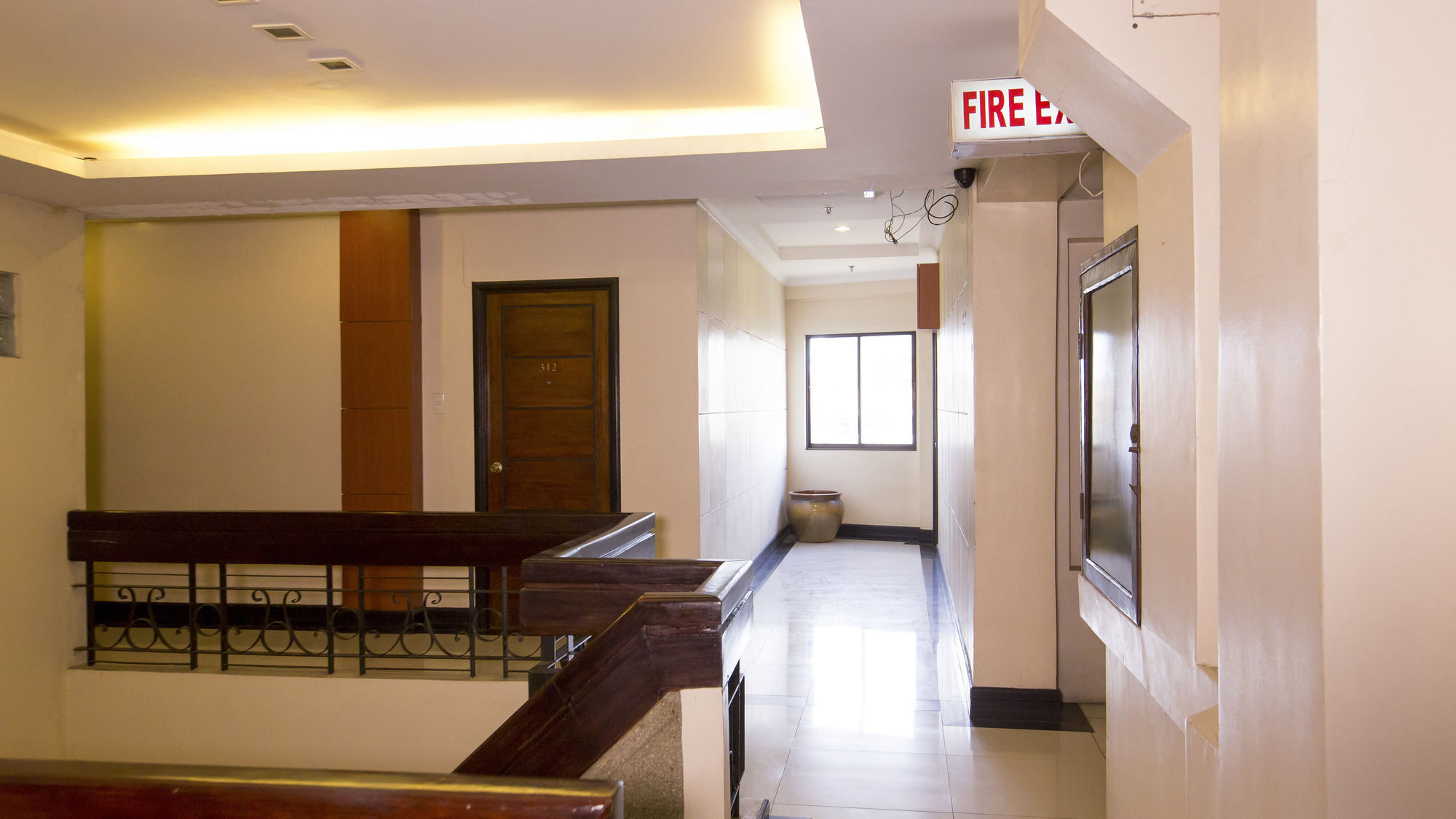 Hotel One Lourdes Dormitel Iloilo City Exterior foto